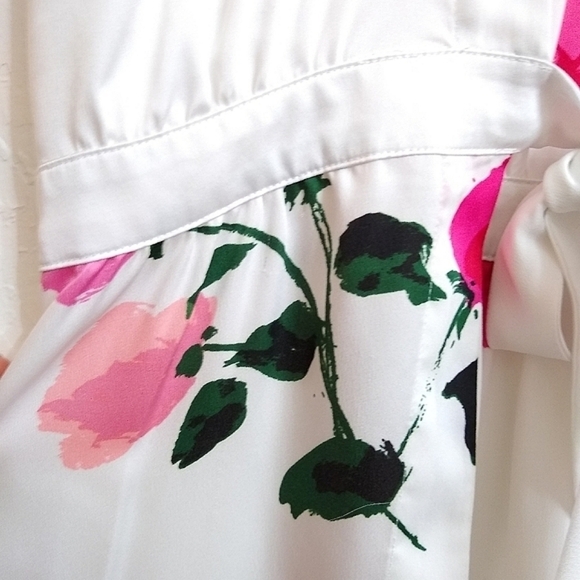 KATE SPADE ♠️ New York floral womens Charmeuse Robe Womens size XS / S - Picture 3 of 10